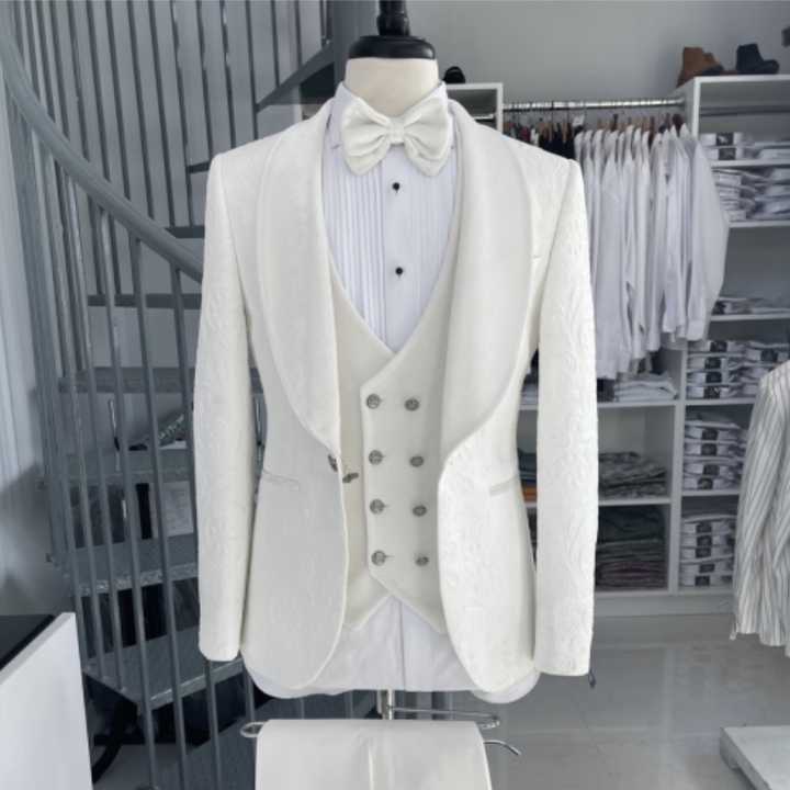 Handsome White Wedding Groom Tuxedos - Jacquard Three Pieces Men Suit main image 1