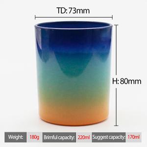 Élégant pot à bougie cylindrique en verre avec accents <span class=keywords><strong>de</strong></span> <span class=keywords><strong>cristal</strong></span> et couvercle résistant à la chaleur, couleurs personnalisables pour la décoration <span class=keywords><strong>de</strong></span> fête <span class=keywords><strong>de</strong></span> Noël - Product Image 2