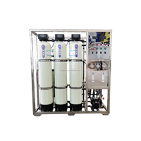 Système de filtre à eau par osmose inverse Unité de dessalement complète pour usage domestique Usine de traitement de l'eau RO pour une consommation sûre