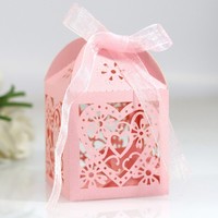 Boîte à bonbons ajourée en forme de cœur pour les fêtes et les fiançailles, emballage de chocolat de mariage en papier nacré de qualité alimentaire, fabrication en usine