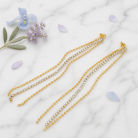 Boucles d'oreilles pendantes en acier inoxydable plaqué or avec pompon, longue chaîne et breloque boule de cristal, hypoallergéniques, bijoux élégants pour soirée