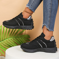 Chaussures pour femmes grande taille transfrontalières, nouvelles baskets respirantes en microfibre, style coréen, à semelle épaisse, décontractées, à semelle souple