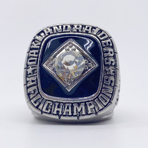 แหวนแชมป์โอ๊คแลนด์ เรดเดอร์ส NFL ซูเปอร์โบวล์ 1967 โลหะผสมเงิน เครื่องประดับสำหรับทุกเพศ - Product Image 1