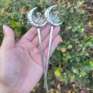 Épingle à <span class=keywords><strong>cheveux</strong></span> vintage plaquée argent, motif croissant de lune, champignon et étoile, style sorcière gothique bohème, <span class=keywords><strong>pour</strong></span> femme, usage quotidien, fête, occasion, cadeau - Product Image 5