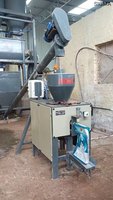 Machine de remplissage de liquides semi-automatique électrique Sigma Instrument 200 ml pour fûts en plastique, faible bruit, qualité alimentaire, 500 BPH, pour lait et savon