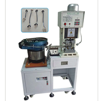Stecker-Stanzklemmenmaschine mit Vibrationsplatte, automatische 3-Pin-Stecker-Crimpmaschine