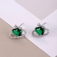 Pendientes de botón de corazón cósmico y planeta, de latón bañado en plata con micro pavé de circonita cúbica, diseño de anillo de órbita y estrella del universo, joyería de moda elegante para regalo