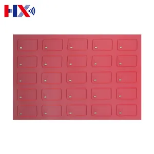Fabrika fiyat RFID HF kakma levhalar üretici düzeni 13.56MHz kırmızı RFID kart çip PVC Prelam kakma levha