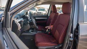 VENTAS RÁPIDAS de TOYOTA HILUX USADA, SR5 DOBLE CABINA, 3.0L, 4 Cilindros Diésel - Product Image 2