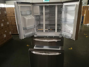 Réfrigérateur encastrable Smad à porte française en acier inoxydable avec distributeur intégré et compresseur - Product Image 3