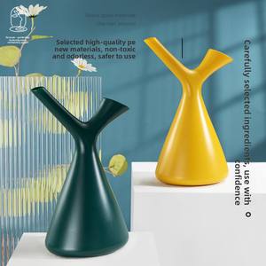 Regadera y Botella de Spray Metálica Portátil con Boquilla de Ducha para Flores, Bonsáis, Vegetales y Plantas Verdes - Modelo TY-1-053 - Product Image 3