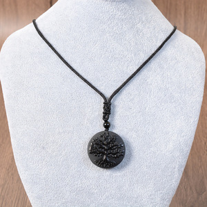 Pendentif Arbre de Vie en Obsidienne avec Chaîne en Corde - Style Viking, Bijou Unisexe pour Fête - Product Image 5