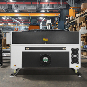 เครื่องตัด/แกะสลักเลเซอร์ CO2 รุ่น KH 6040 ความแม่นยำสูง สำหรับไม้ หิน MDF คริสตัล ไม้อัด พร้อมระบบควบคุม Ruida และระบบระบายความร้อนด้วยน้ำ - Product Image 2