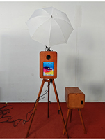 Cabina de Fotos Portátil de Madera de Doble Cara para iPad con Flash Profesional y Pantalla de 18.5 Pulgadas para Eventos de Redes Sociales