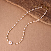 Main D'eau Douce Nacre Daisy Fleur Perlée Collier Ras Du Cou Or Femmes Boho Simple Collier Court Bijoux Dropshipping