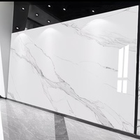 Panneau mural en PVC imperméable de 5/8 mm, panneaux en WPC à texture de pierre, panneaux en cristal de carbone à haute brillance, panneau décoratif pour la maison en bambou et charbon de bois