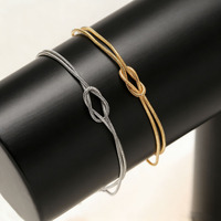 Bracelet chaîne serpent plaqué or 18 carats, noué à la main, motif chevrons géométrique, chaîne de clavicule élégante et tendance en acier inoxydable, style bouddhiste
