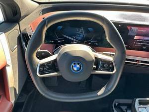 ราคาดีที่สุด IX AWD Drive50 4 ประตู แฮทช์แบค มือสอง พวงมาลัยซ้าย ภายในสีเข้ม เบาะหนัง ACC อัตโนมัติ R18 - Product Image 2