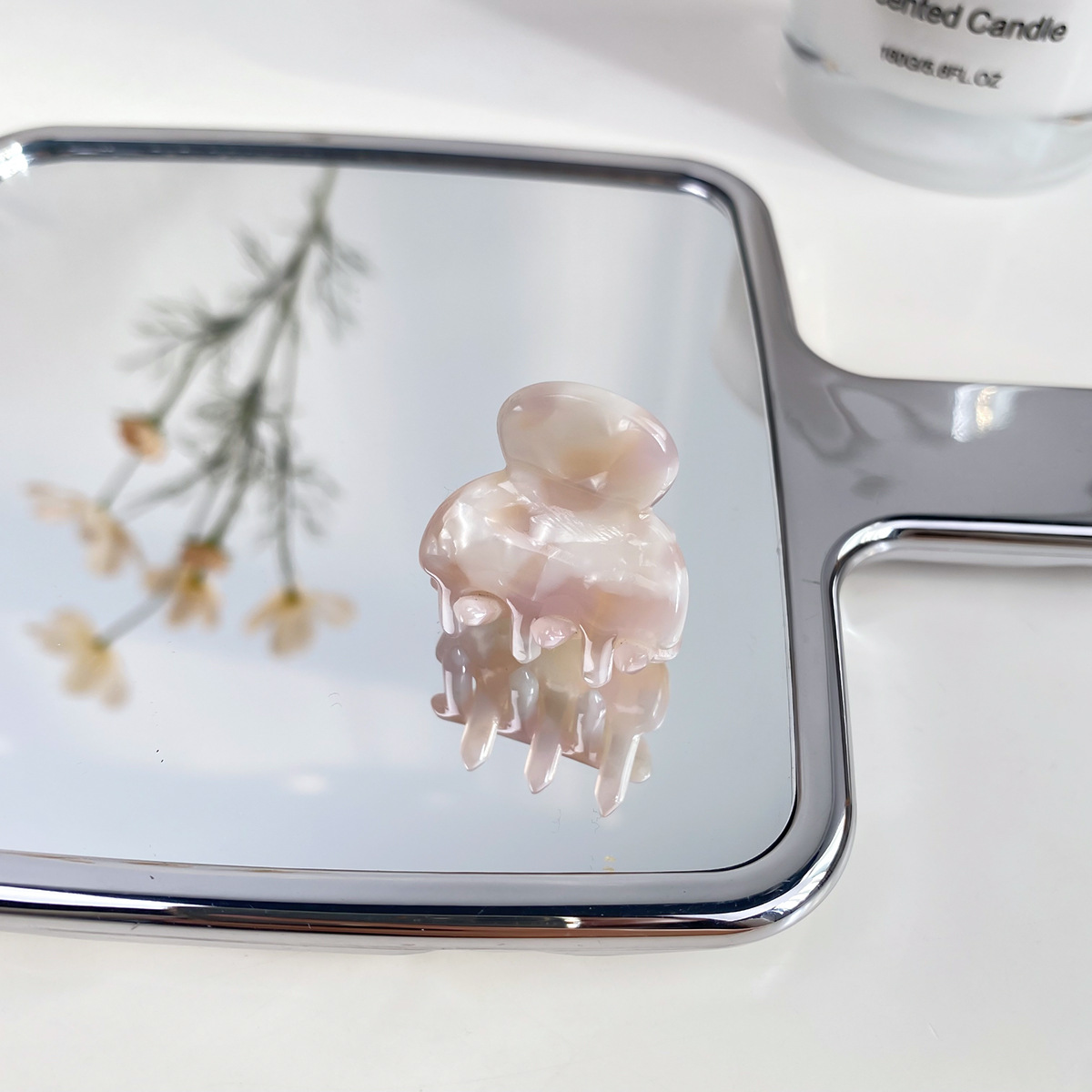 Motivo floreale in polvere