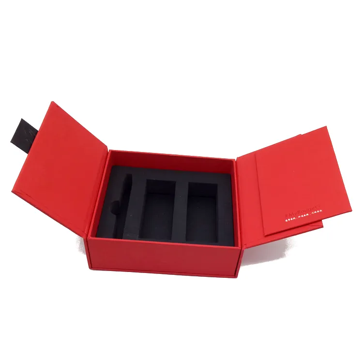 Rote Farbe magnetische Geschenk boxen Großhandel Kosmetik verpackung Geschenk box mit Schaumstoffe inlage der doppelten magnetischen Tür offen
