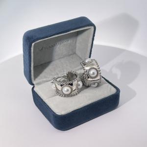 Boucles d'oreilles créoles en laiton plaqué or géométriques vintage Tianyu Gems avec imitation perle, bijoux classiques pour femmes - Product Image 5