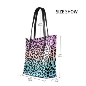 Nouveauté Sacs fourre-tout personnalisés à imprimé léopard rose Sacs fourre-tout en cuir PU de haute qualité Sacs à main pour femmes 2025 - Product Image 2