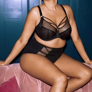 Set Intimo Donna Taglie Forti <span class=keywords><strong>Reggiseno</strong></span> <span class=keywords><strong>e</strong></span> Slip <span class=keywords><strong>Coppa</strong></span> Intera 34-42DD <span class=keywords><strong>E</strong></span> F FF G GG H HH <span class=keywords><strong>Reggiseno</strong></span> Sexy in Pizzo Sottile con Ferretto <span class=keywords><strong>2</strong></span> Pezzi - Product Image 6