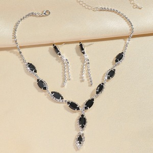Conjuntos de Joyería de Moda 2026 en Oferta: Collar y Pendientes Nupciales Chapados en Oro con Estilo Versátil para Vestidos de Banquete al por Mayor - Product Image 5