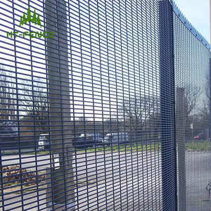 Rollo de 100 <span class=keywords><strong>metros</strong></span> de malla de alambre galvanizado en caliente con revestimiento de PVC para cercas de animales, <span class=keywords><strong>poste</strong></span> de cerca de <span class=keywords><strong>8</strong></span> pies, color negro, venta al por mayor - Product Image 2