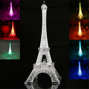 Lampada Notturna LED 3D Romantica a Forma di Torre Eiffel con Cambio Colore per Camera da Letto, Feste, Decorazione Natalizia e Regalo - Product Image 4