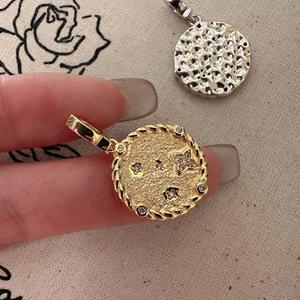 Colgante de Plata de Ley S925 con Diseño de Círculo Geométrico, Artístico y Sencillo, Colgante de Circonita de Marca de Moda con Patrón Numérico - Product Image 3