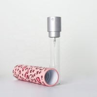 Atomiseur de parfum rechargeable en aluminium 8 ml à motif léopard, design cylindrique avec bouton, couleur personnalisable, flacon pulvérisateur OEM/ODM