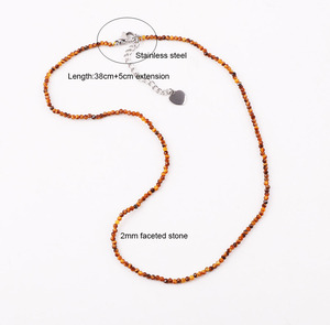 Collar Minimalista de Piedra Natural Facetada, Gargantilla de Cristal Curativo de 2 mm, Personalizable, Unisex - Product Image 3