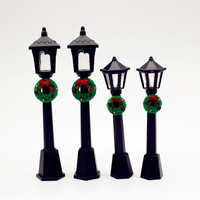 Ensemble de lampadaires de Noël miniatures pour maison de poupée, décorations festives, simulation de couronne, lampadaire, décor de scène OB11, cadeau créatif