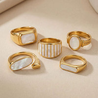 Ensemble de bagues de luxe plaquées or 18 carats, style vintage, avec coquille de nacre, signet empilable, bijoux de doigt étanches en acier inoxydable