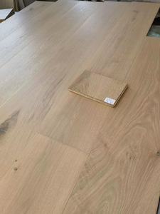 Parquet en bois d'ingénierie multicouche en chêne blanc européen haut de gamme, design ferme, étanche, installation par système T&G - Product Image 4