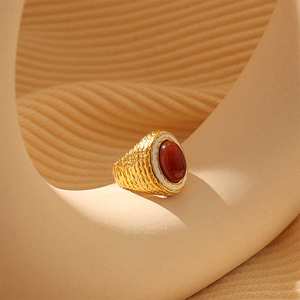 แหวนคาร์เนเลียนอาเกตธรรมชาติสไตล์วินเทจแบบมินิมอลทำมือ18K แหวนพลอยเจียระไนแบบศิลปะโรมัน - Product Image 4