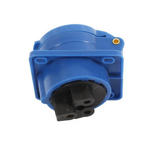 Enchufe Industrial IP66 250V de Plástico con Salida Única y Conexión a Tierra Estándar - Product Image 2