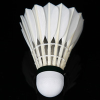 Volant de badminton en plumes d'oie de qualité supérieure Fabricant de volant de badminton OEM