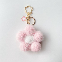 Porte-clés Kawaii en fausse fourrure florale avec pompon, breloque de sac en peluche douce et moelleuse en forme de fleur, anneau porte-clés pour sac à main, sac à dos, décoration de voiture