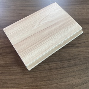 Revestimiento de chapa de aluminio de transferencia de grano de madera de tamaño personalizado de alto rendimiento <span class=keywords><strong>para</strong></span> renovación de paredes exteriores <span class=keywords><strong>para</strong></span> interiores de oficina en casa - Product Image 2
