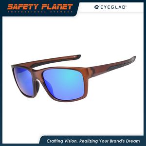 Diseño moderno Gafas de sol personalizadas UV400 Crystal Clear Casual Moda Gafas de Sol para hombres - Product Image 2