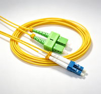 Câble de raccordement à fibre optique Commscope Jumper OM4 50/125um LSZH 1,6 mm Multimode LC-LC
