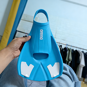 Nouvelles Palmes de Natation Professionnelles en Silicone à Talon Ouvert pour Adultes et Enfants, Personnalisables avec Logo, Idéales pour l'Entraînement et le Surf – Vente en Gros - Product Image 1