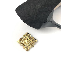 Boucle de Chaussure Femme en Alliage de Zinc Doré, Vente en Gros Fabricant, Promotion, 34mm*34mm, Écologique, Décoration Personnalisée Dgswmy XK245001