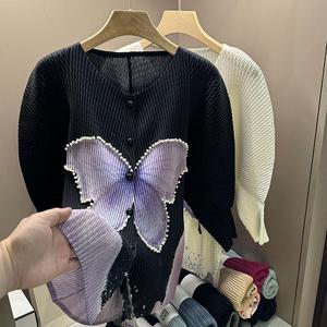 Haut de perle d'ongle imprimé avancé pour le tempérament de nouveau style des femmes, manteau à manches longues à col rond réduisant l'âge - Product Image 4