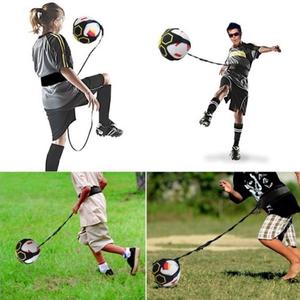 Solo KICK Soccer Trainer-Entraîneur de coup de pied et de lancer de football pour la pratique en solo. Aide à la formation aide à contrôler les compétences - Product Image 2