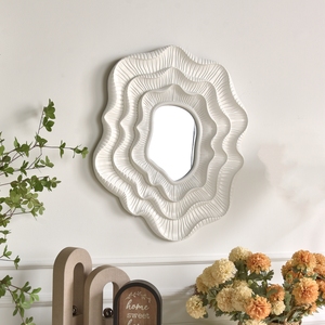 Espejo de Pared Grande, Rústico y Ecológico con Marco de Madera Blanca, Diseño Único para Sala de Estar, Uso Diario - Product Image 1