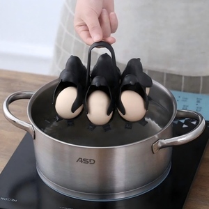 Gadget <span class=keywords><strong>de</strong></span> cuisine transfrontalier : Cuiseur à œufs <span class=keywords><strong>Pingouin</strong></span> avec support <span class=keywords><strong>de</strong></span> cuisson vapeur pour œufs et support pour œufs durs, pour usage domestique - Product Image 2