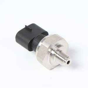 Oil Pressure Sensor 83520-60060 <b>Thread</b> Mount Piezoresistive For Toyota Land Cruiser Hiace - Product Image 1